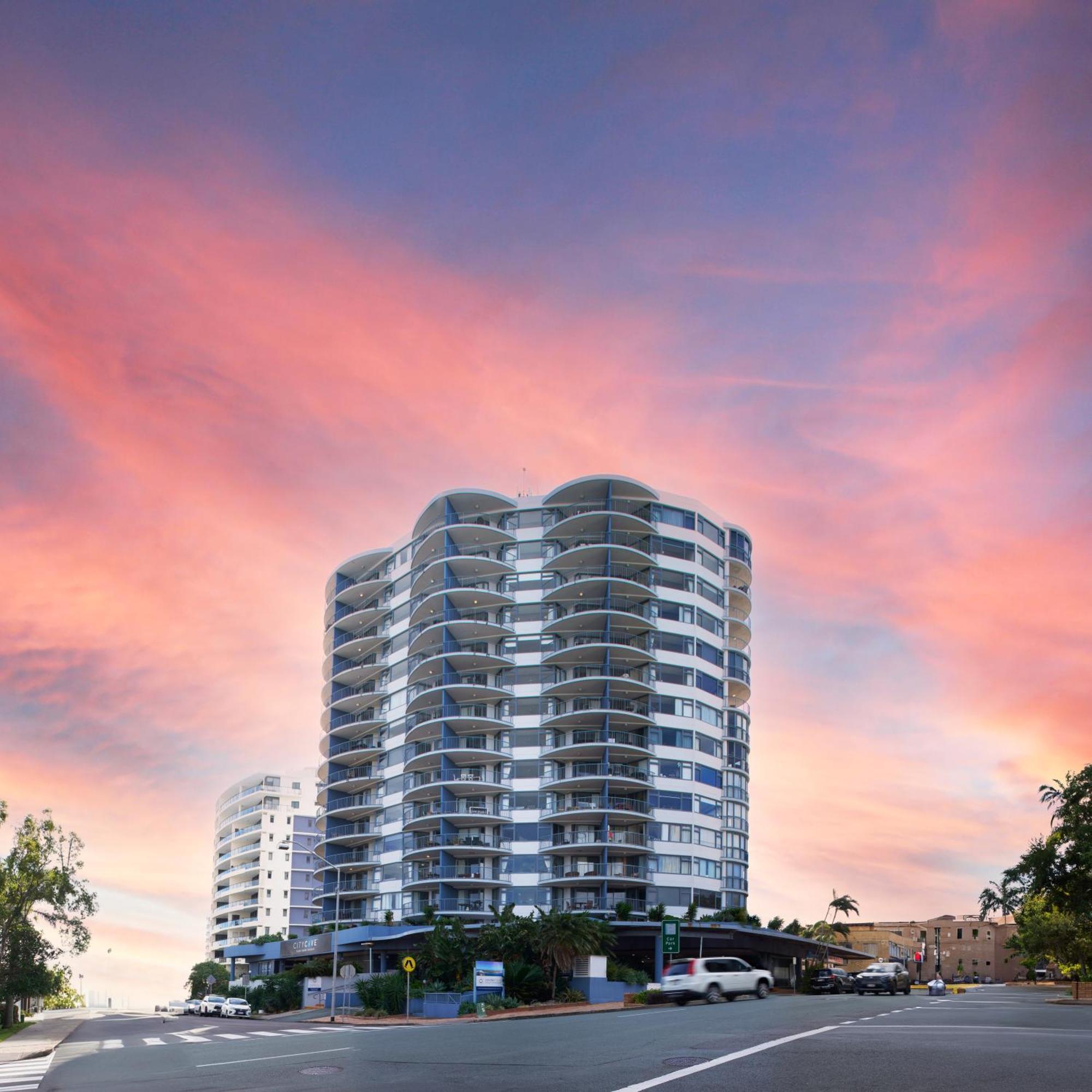 Centrepoint Apartments กาเลาดรา ภายนอก รูปภาพ