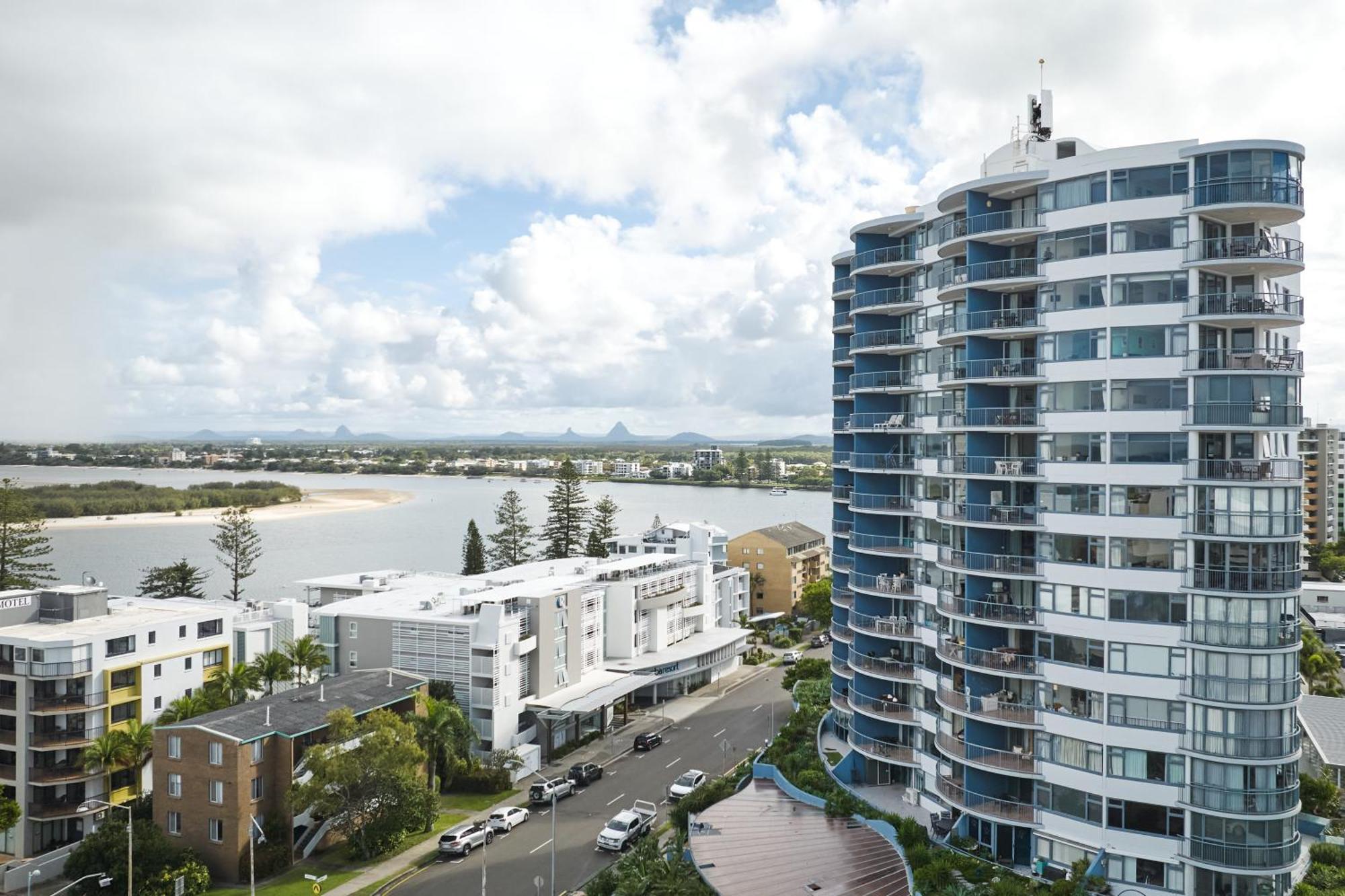 Centrepoint Apartments กาเลาดรา ภายนอก รูปภาพ